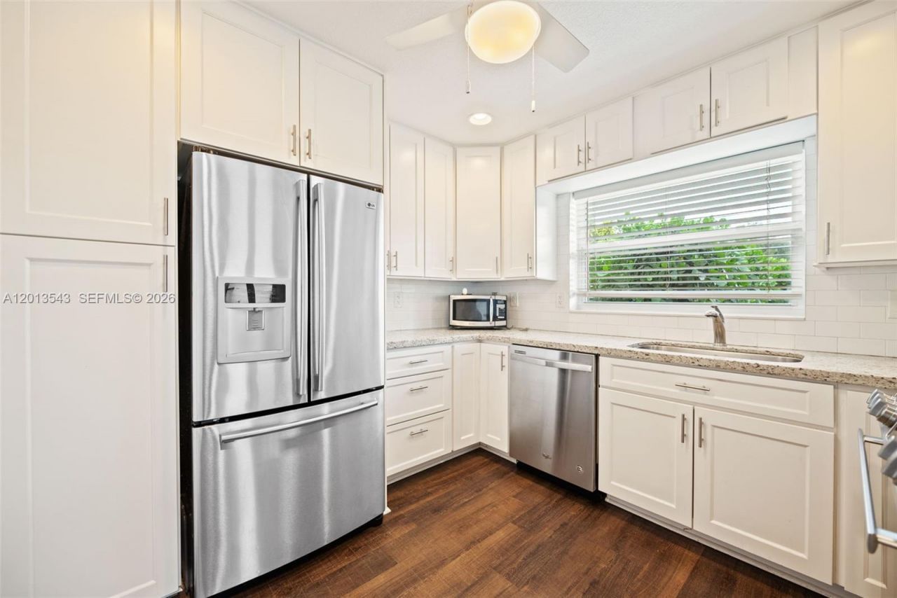 829 NW 99th Ave, Plantation, FL 33324 Photo
