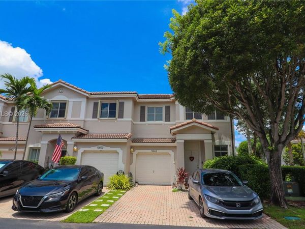 5662 NW 112th Ct , Unit ., Doral, FL 33178