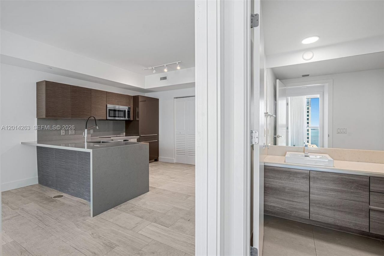 1080 Brickell Ave , Unit 2606, Miami, FL 33131 Photo