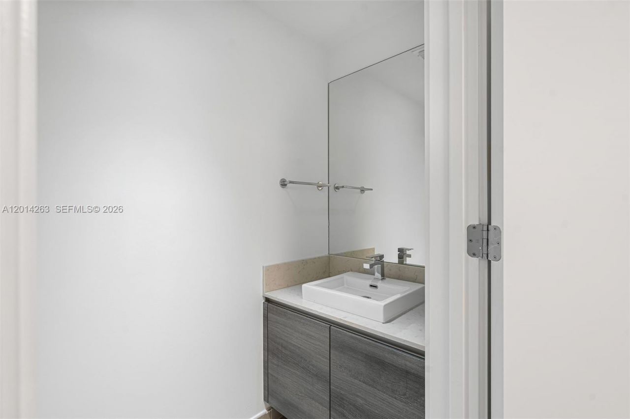 1080 Brickell Ave , Unit 2606, Miami, FL 33131 Photo