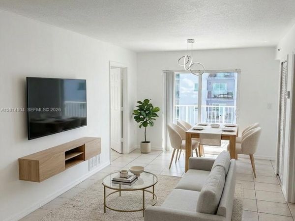 2475 NW 16th St Rd, Unit 404, Miami, FL 33125