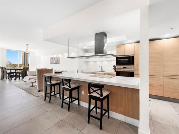 17111 Biscayne Blvd , Unit 606, North Miami Beach, FL 33160