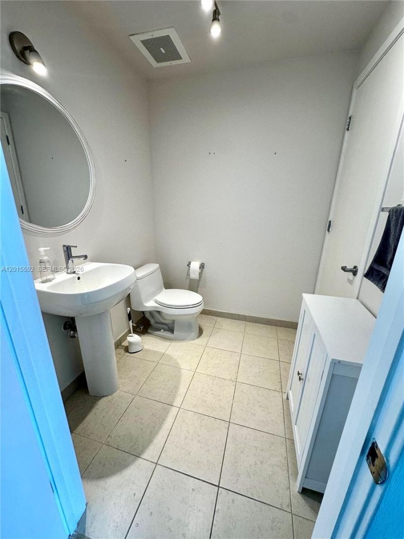 3301 NE 1st Ave, Unit H1811, Miami, FL 33137 Photo