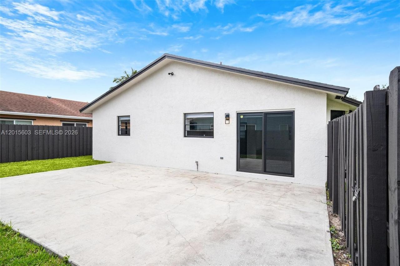 2060 N 26th Ave, Hollywood, FL 33020 Photo