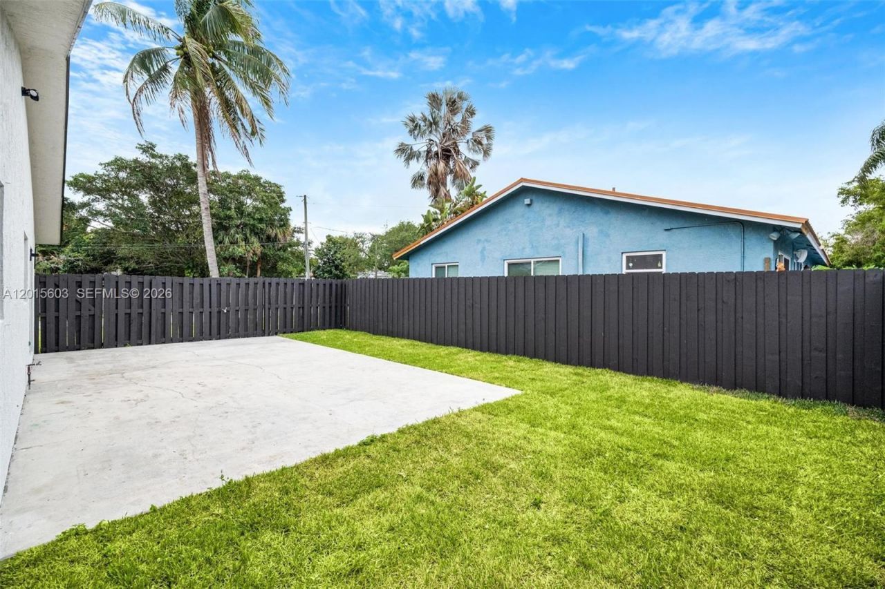 2060 N 26th Ave, Hollywood, FL 33020 Photo