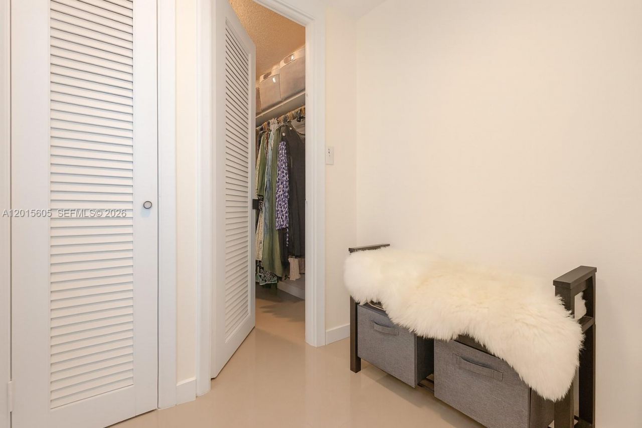 5750 Collins Ave, Unit 3J, Miami Beach, FL 33140 Photo