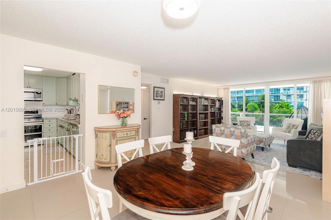 5750 Collins Ave, Unit 3J, Miami Beach, FL 33140 Photo