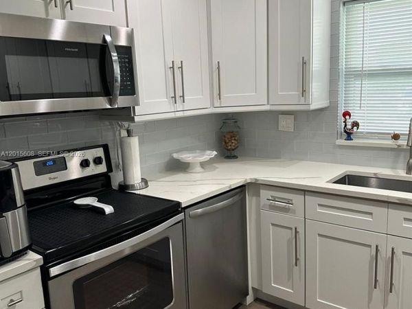 5169 Lakefront Blvd, Unit D, Delray Beach, FL 33484