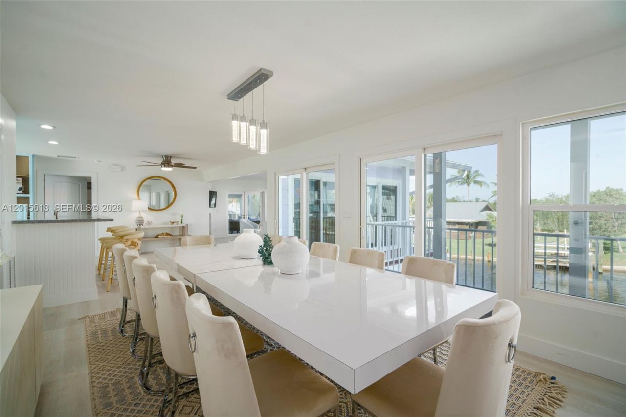 474 Peninsula Dr, Fort Pierce, FL 34946 Photo