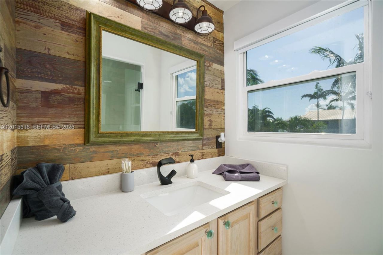 474 Peninsula Dr, Fort Pierce, FL 34946 Photo