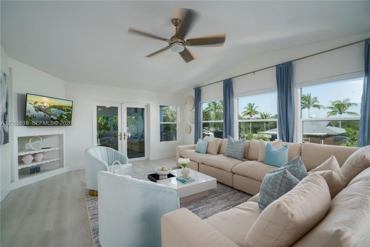 474 Peninsula Dr, Fort Pierce, FL 34946 Photo