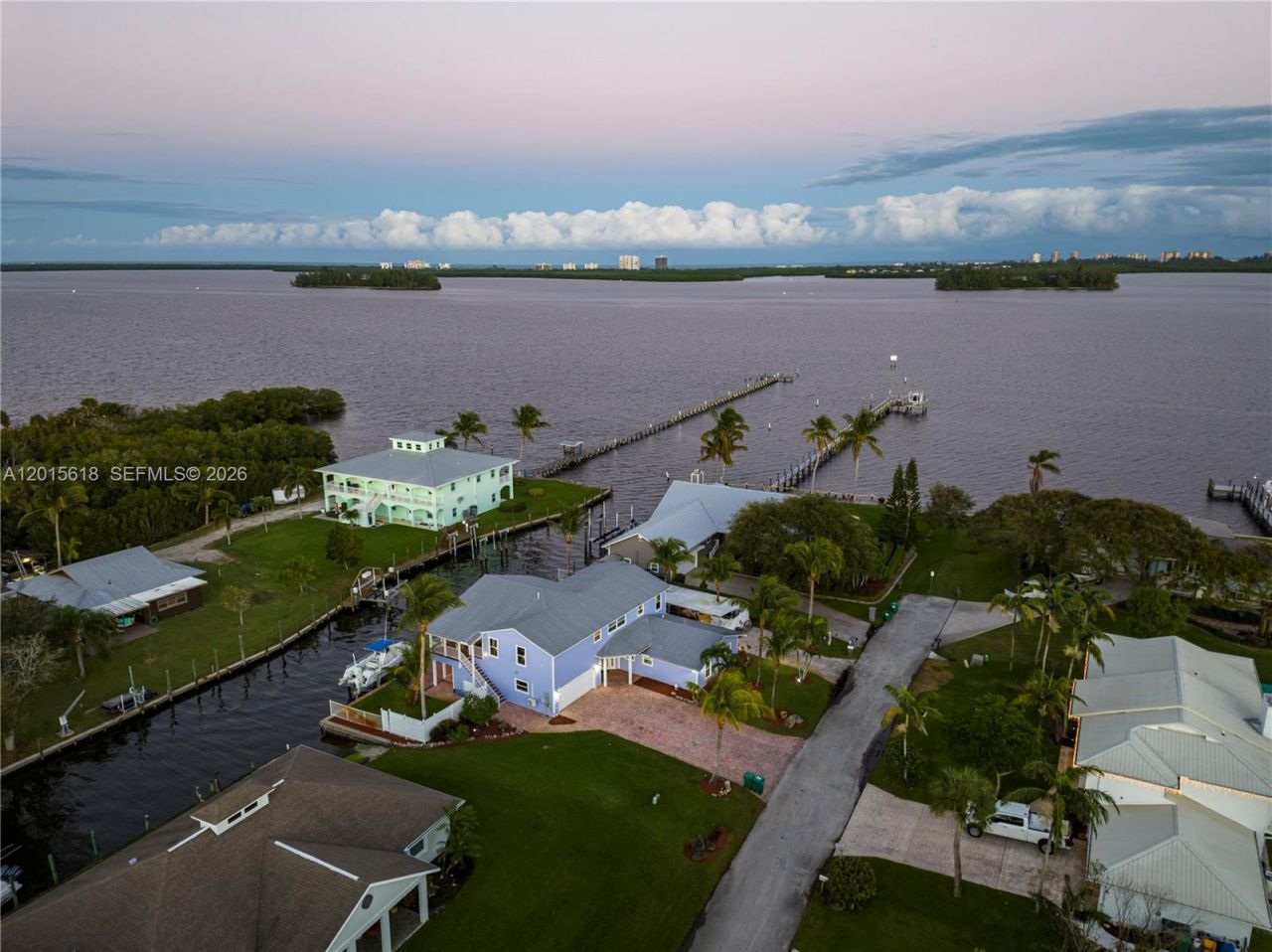 474 Peninsula Dr, Fort Pierce, FL 34946 Photo