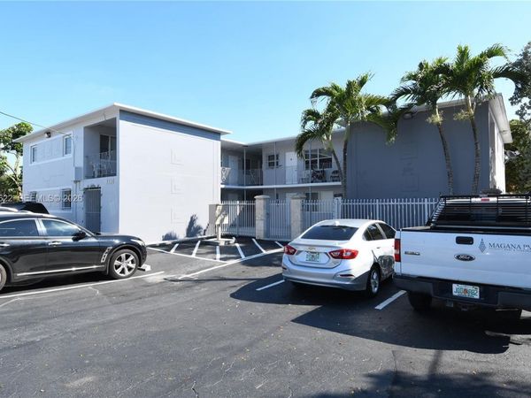 1398 NW 61st St , Unit 4, Miami, FL 33142