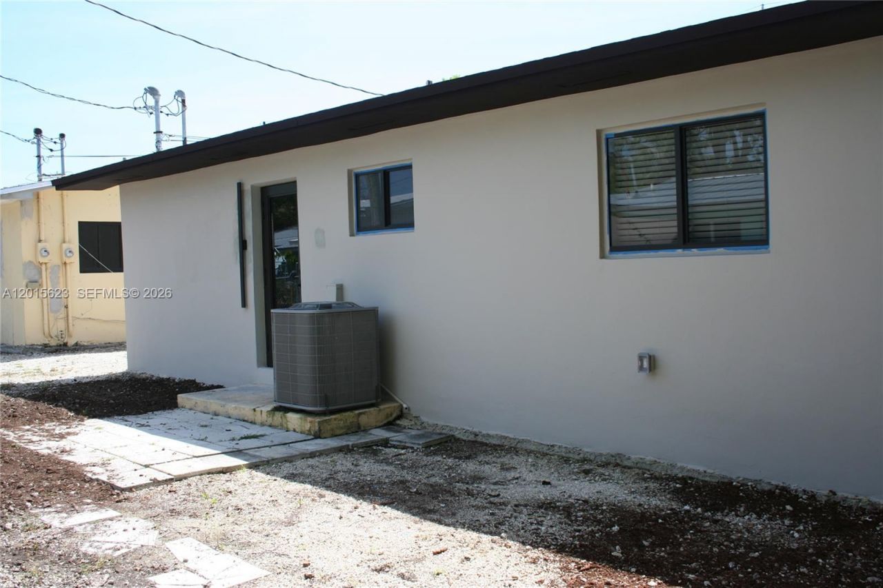 228 Hispanola Rd, Tavernier, FL 33070 Photo