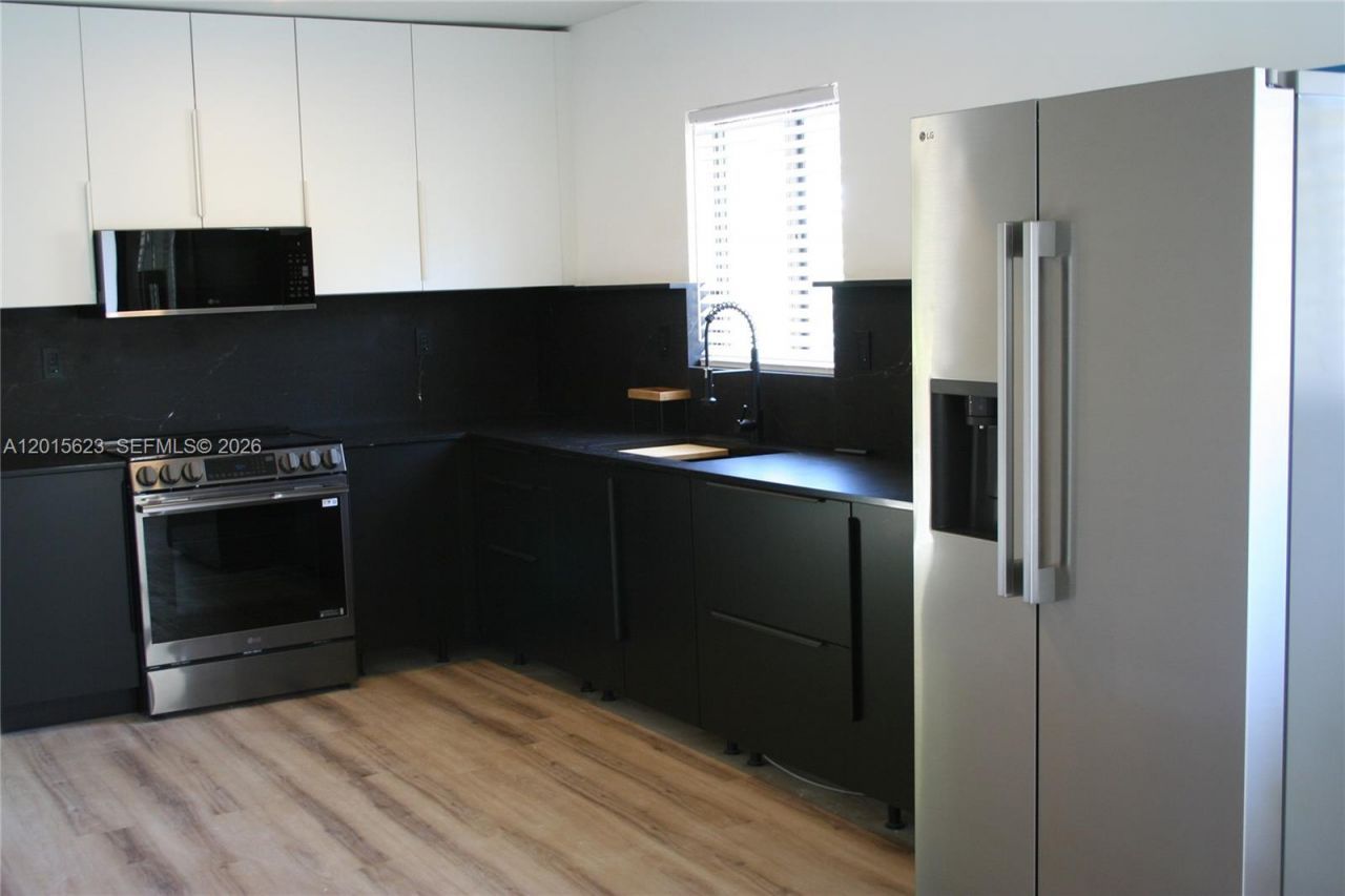 228 Hispanola Rd, Tavernier, FL 33070 Photo