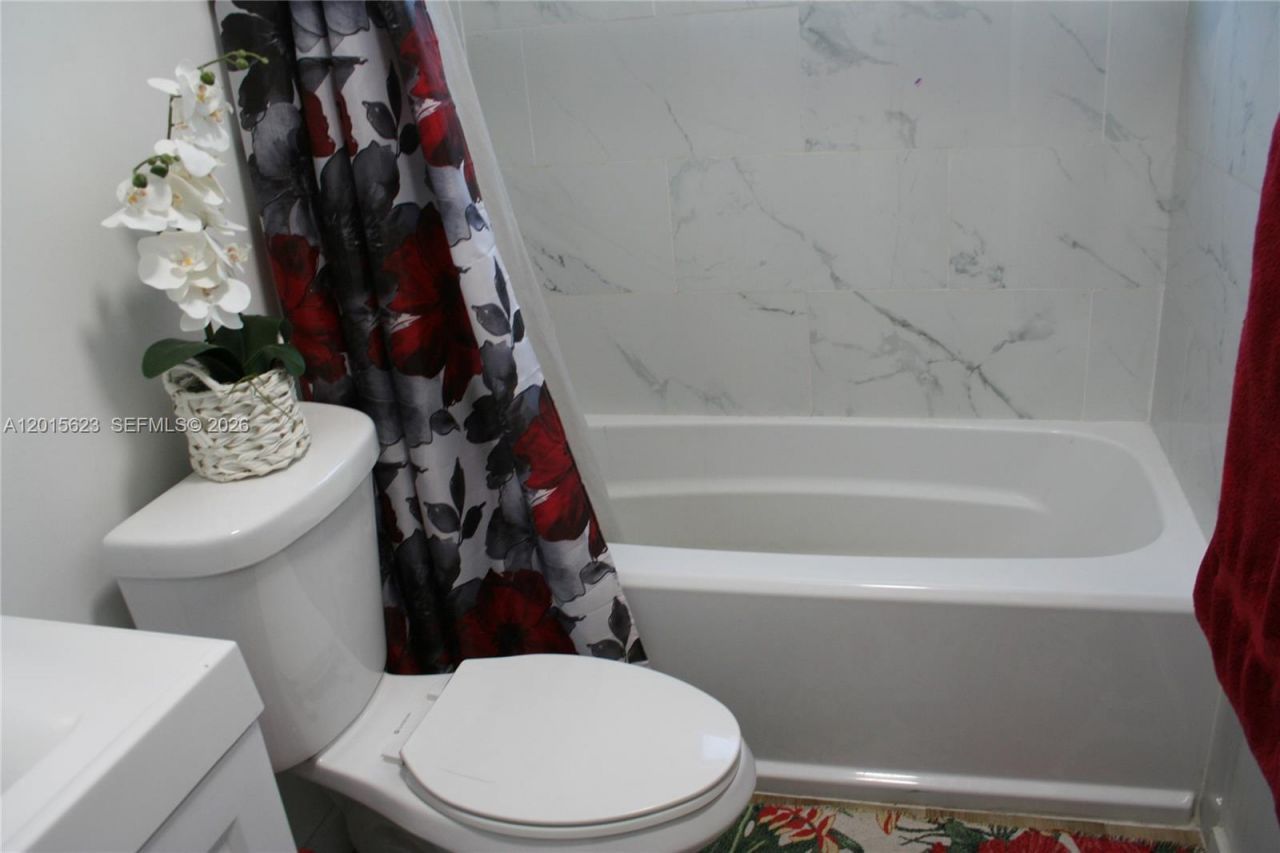 228 Hispanola Rd, Tavernier, FL 33070 Photo
