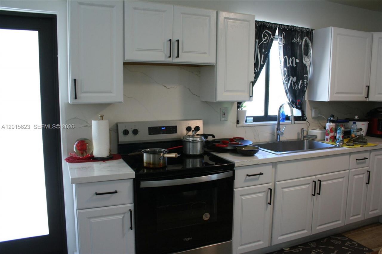 228 Hispanola Rd, Tavernier, FL 33070 Photo