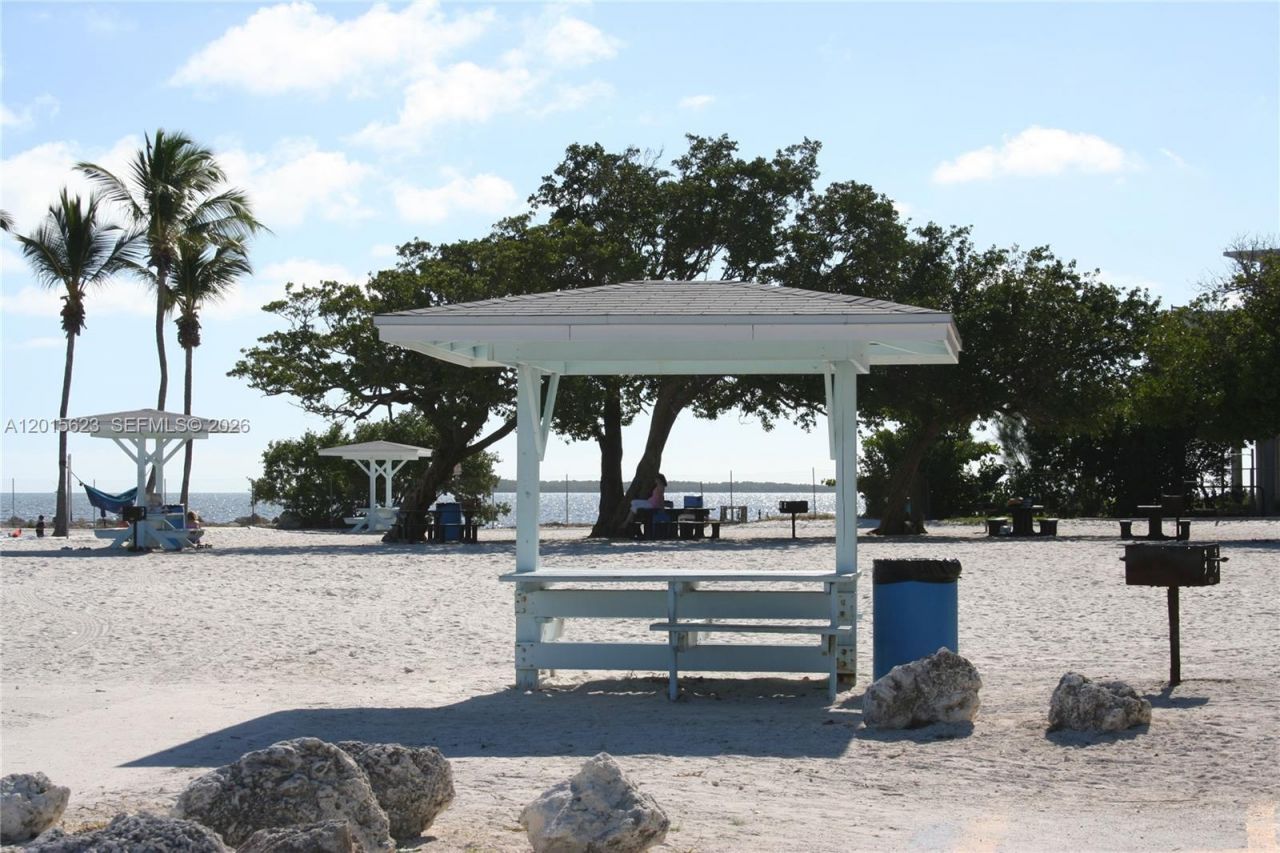 228 Hispanola Rd, Tavernier, FL 33070 Photo