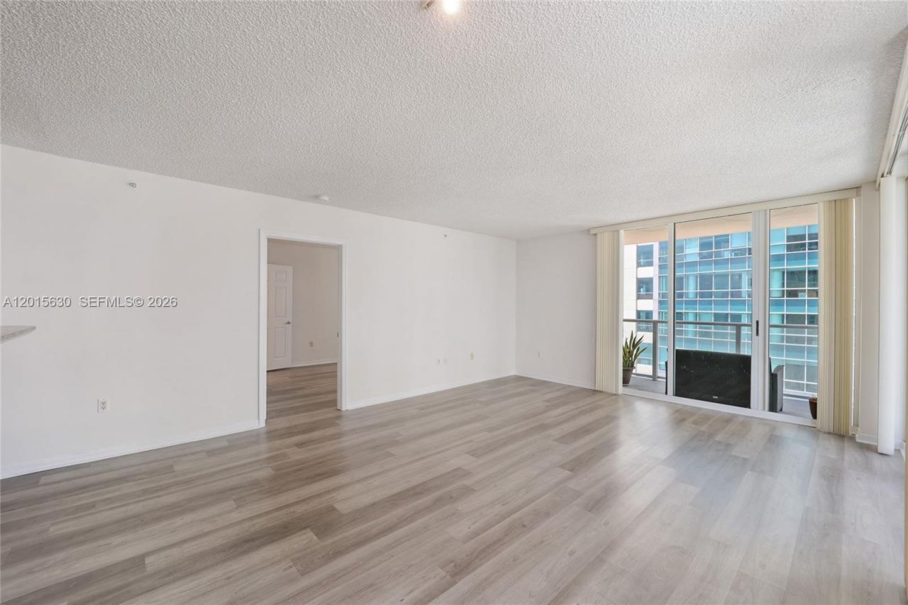 1155 Brickell Bay Dr , Unit 1602, Miami, FL 33131 Photo