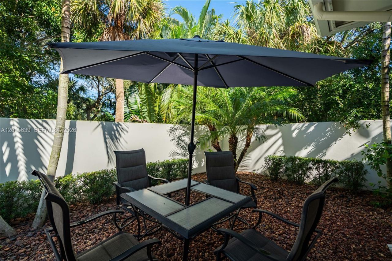 545 SW Indianola St , Stuart, FL 34994 Photo