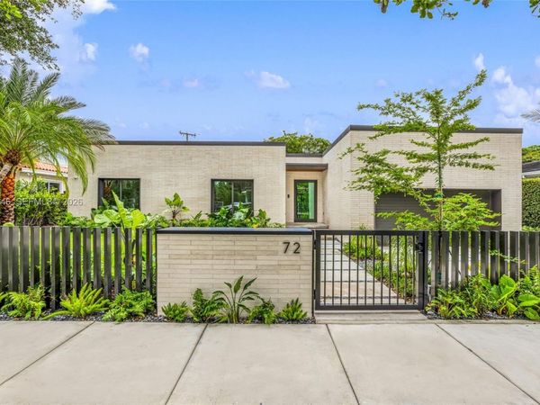 72 W Shore Dr W , Miami, FL 33133