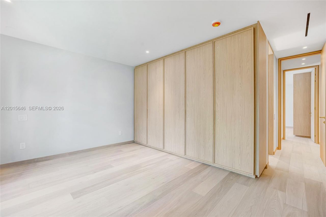 72 W Shore Dr W, Miami, FL 33133 Photo