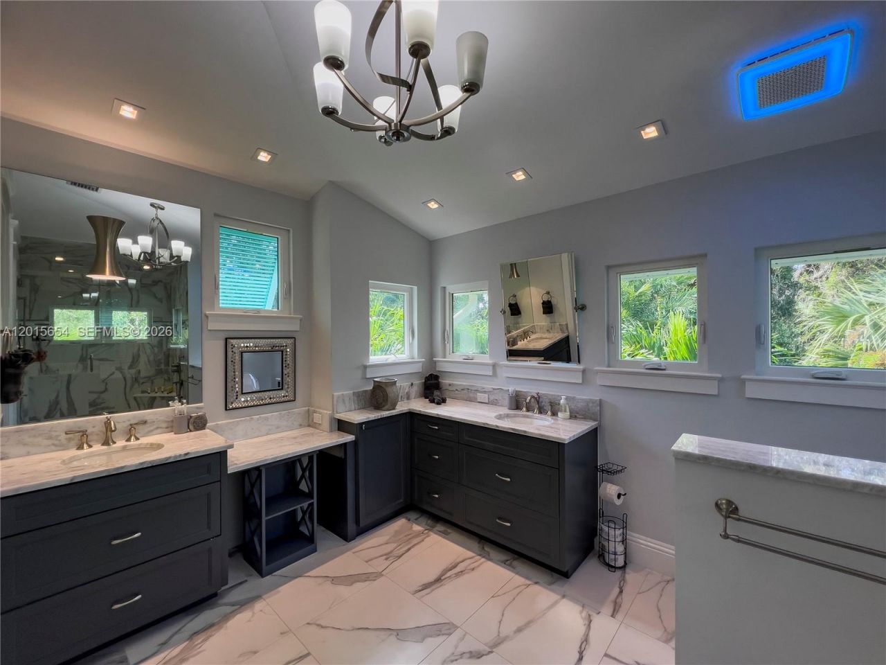 545 SW Indianola St , Stuart, FL 34994 Photo