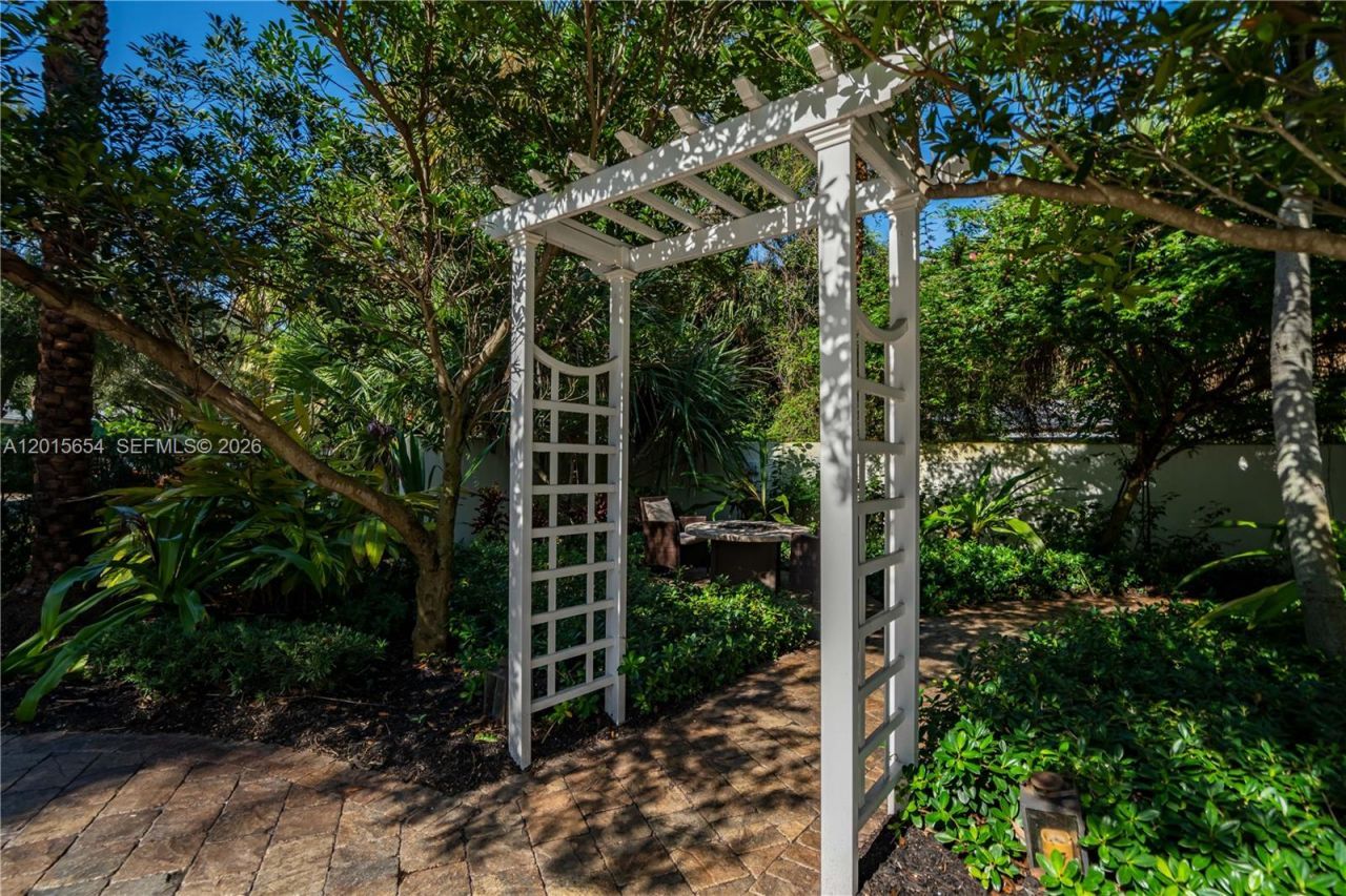 545 SW Indianola St , Stuart, FL 34994 Photo