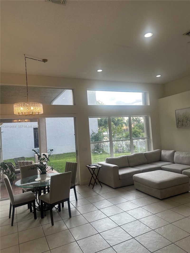 18571 SW 44th St , Miramar, FL 33029 Photo