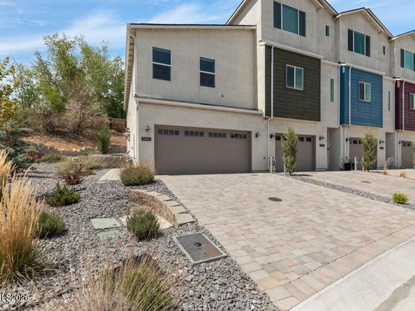 5001 Cavestone Road, Sun Valley, NV 89433