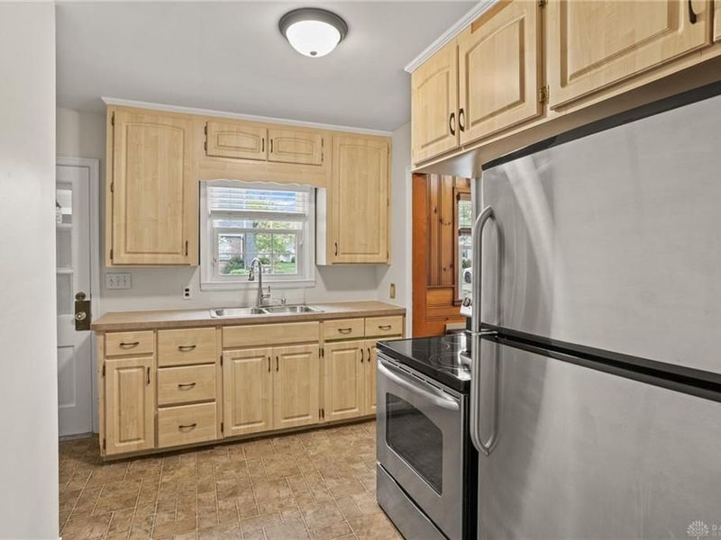 546 Horton Avenue, Tipp City, OH 45371 Photo 12