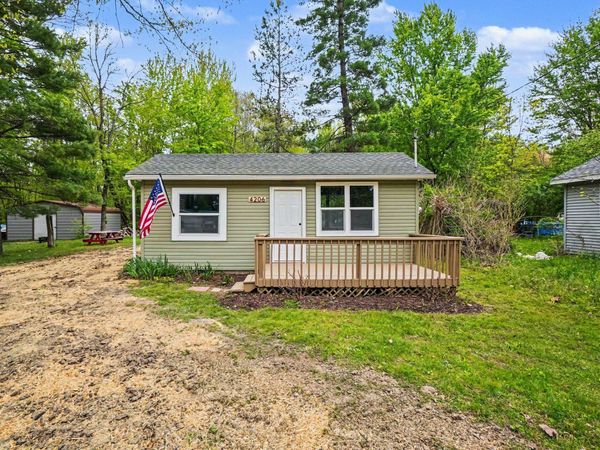 4206 S Shore Drive, Allegan, MI 49010