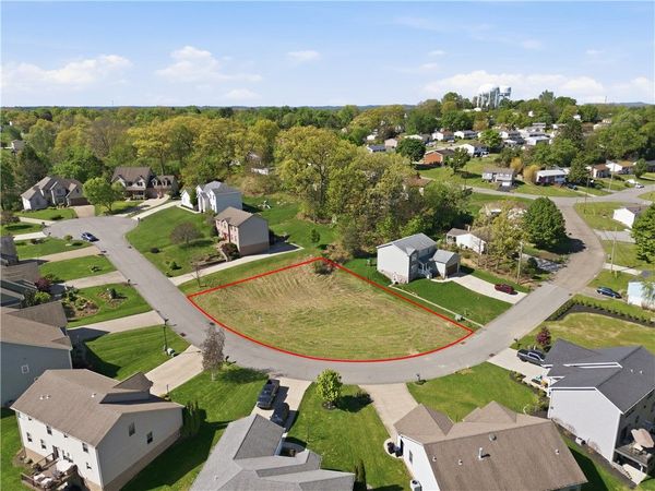 00000 Heathcliffe Dr, Monaca, PA 15061
