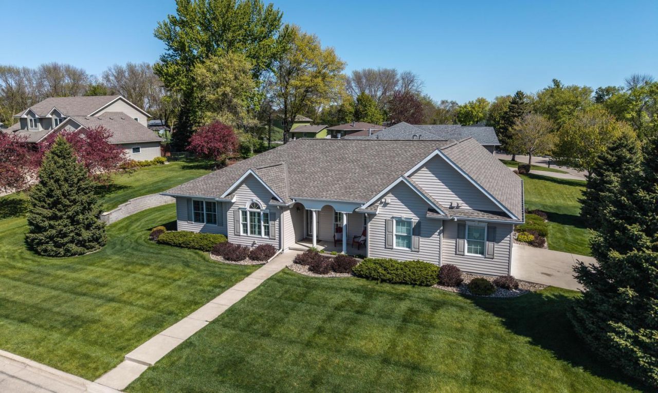 1548 18th Avenue Nw, Faribault, MN 55021 Main Photo