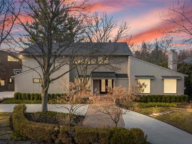 4695 Maura Lane, West Bloomfield Twp, MI 48323