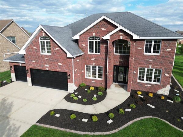 10407 Golden Arch Avenue , St. John, IN 46373