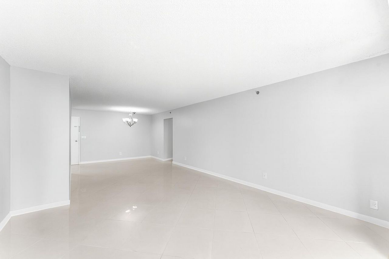 3215 S Ocean Boulevard, Unit 407, Highland Beach, FL 33487 Photo