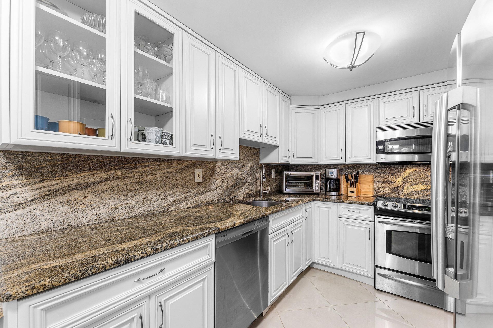 3215 S Ocean Boulevard, Unit 407, Highland Beach, FL 33487 Photo