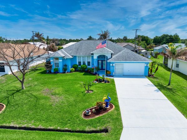 3419 SE Hart Circle, Port St. Lucie, FL 34984