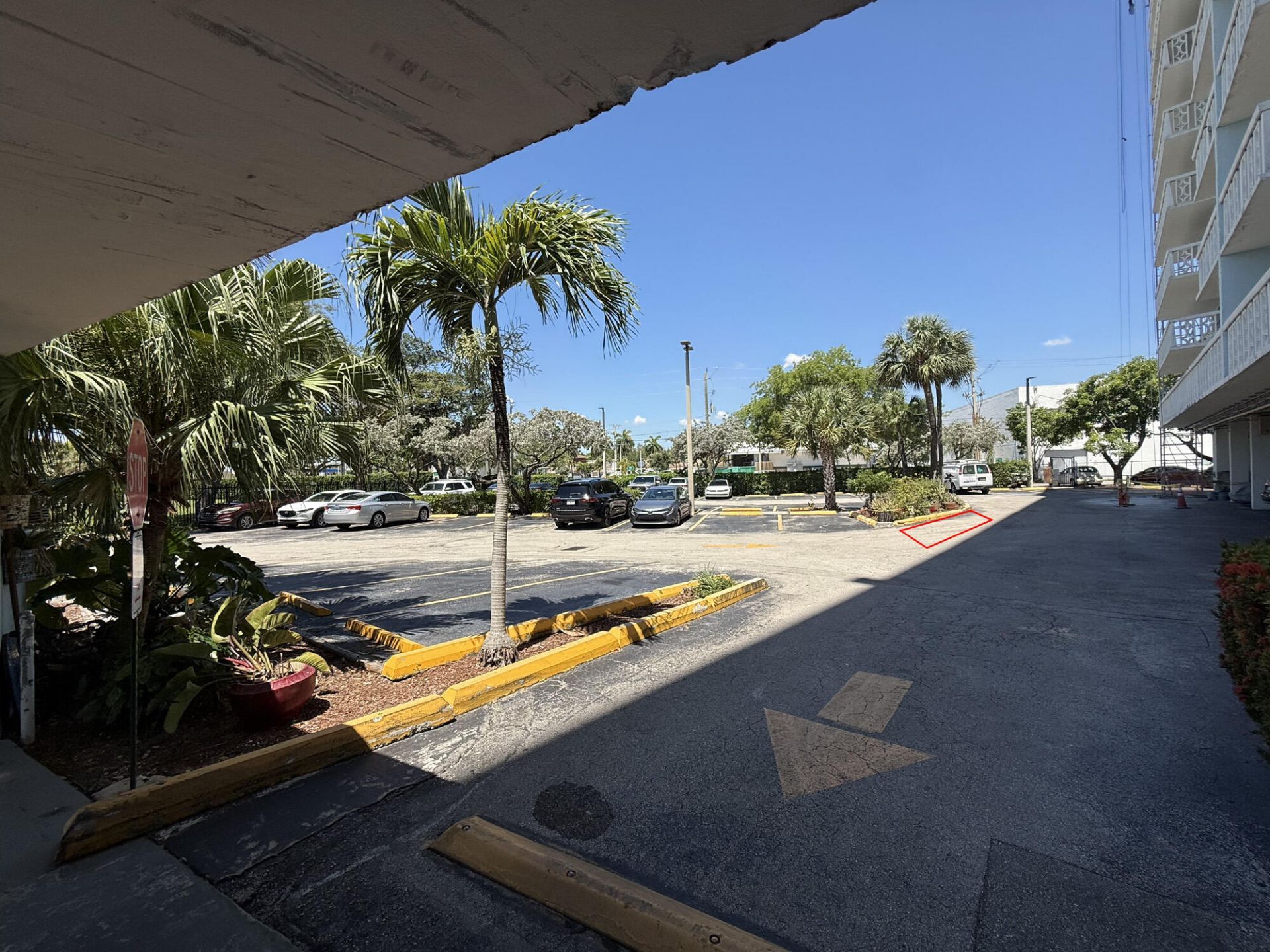 13155 Ixora Court, Unit 804, North Miami, FL 33181 Photo