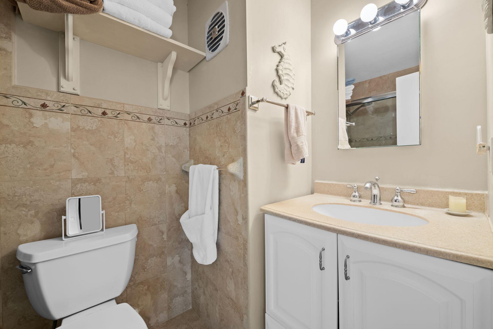 2825 NE 33rd, Unit 201, Fort Lauderdale, FL 33308 Photo