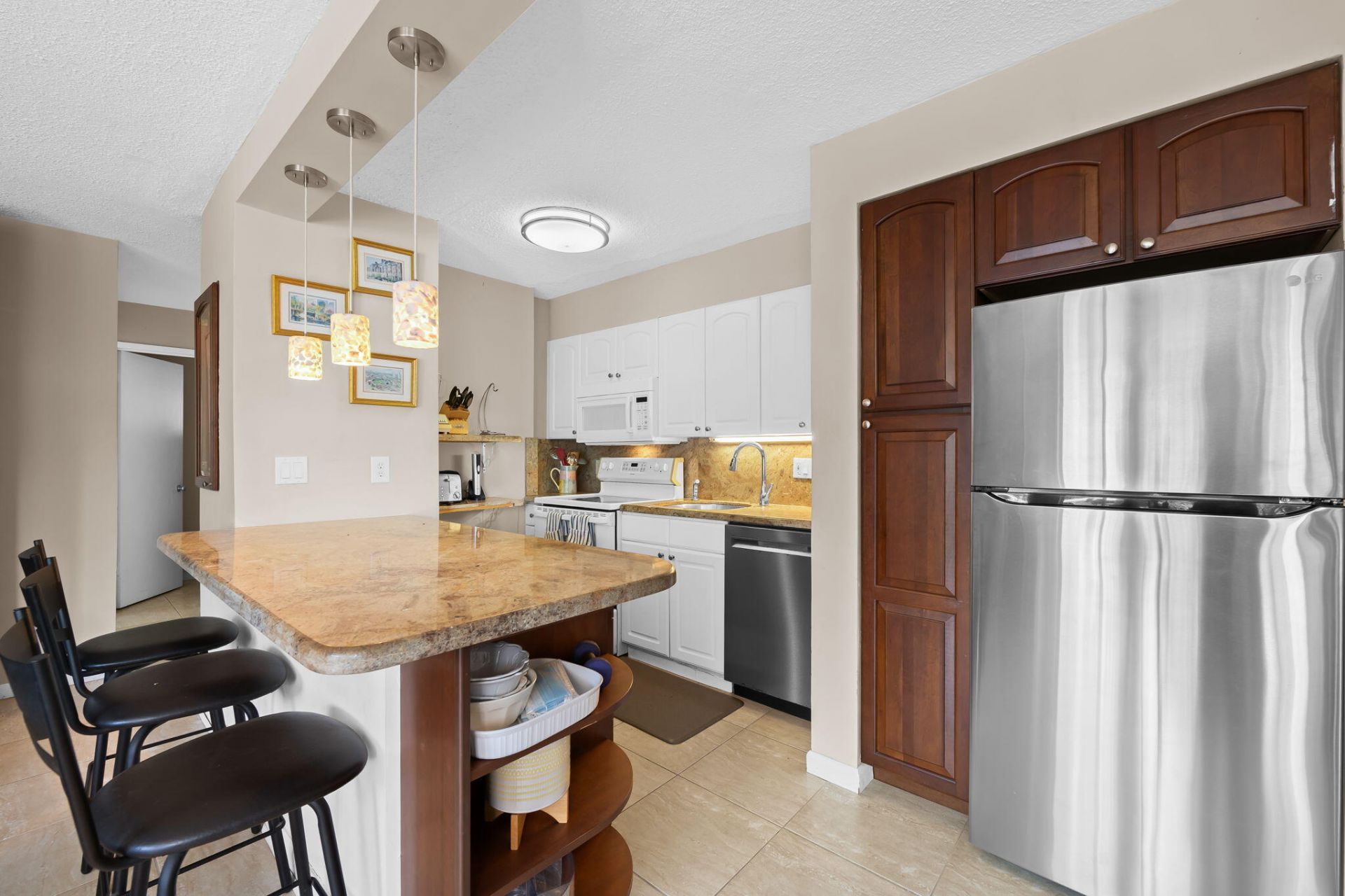 2825 NE 33rd, Unit 201, Fort Lauderdale, FL 33308 Photo