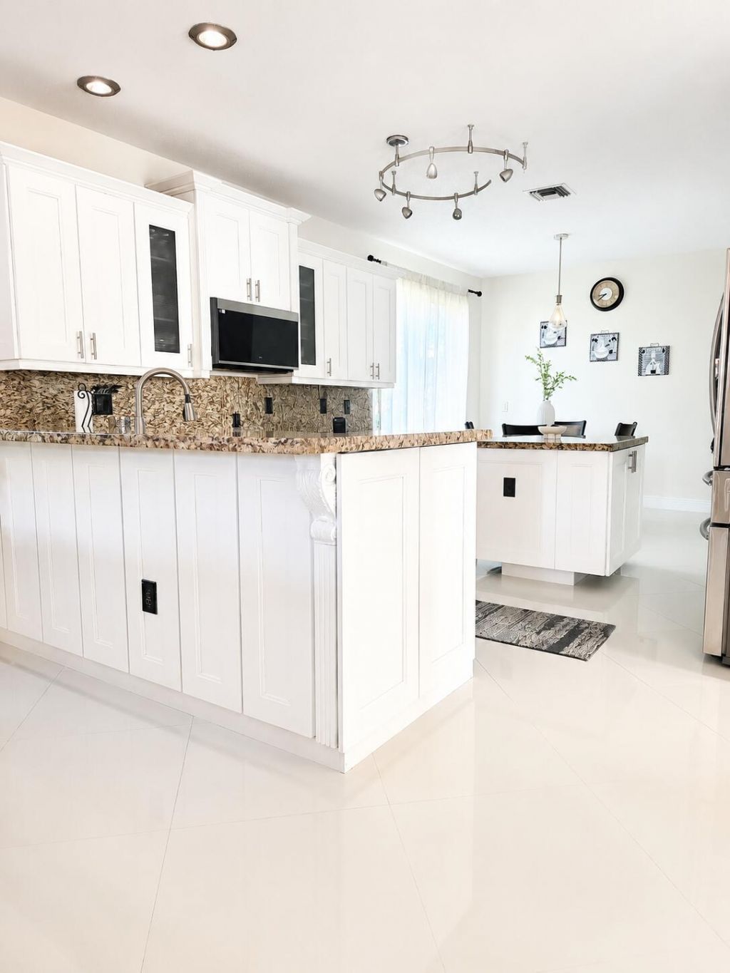 15705 NW 10th Street, Pembroke Pines, FL 33028 Photo