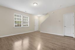1051 Lexi Court photo 4