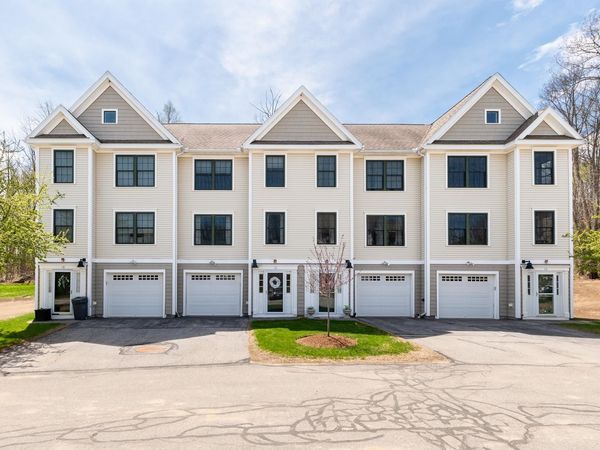 12 Village Drive, Unit 6, Meredith, NH 03253