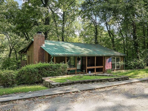 235 Rye Hobbs Hollow Rd, Smithville, TN 37166
