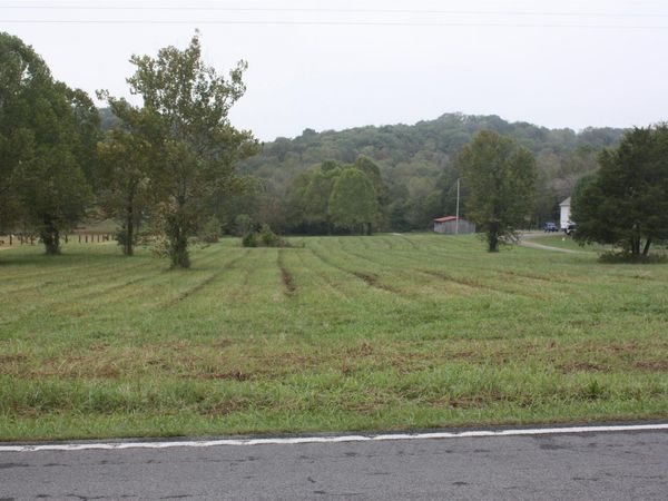 5679 Carters Creek Pike, Thompsons Station, TN 37179