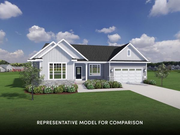 1206 Arrowood CIRCLE, Oconomowoc, WI 53066