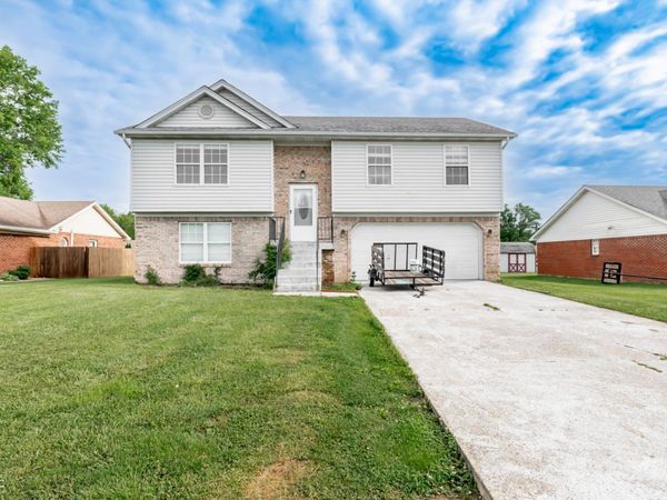 1365 Kristina Court, Scottsburg, IN 47170