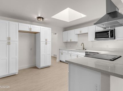 8 E O Street, Sparks, NV 89431 Photo